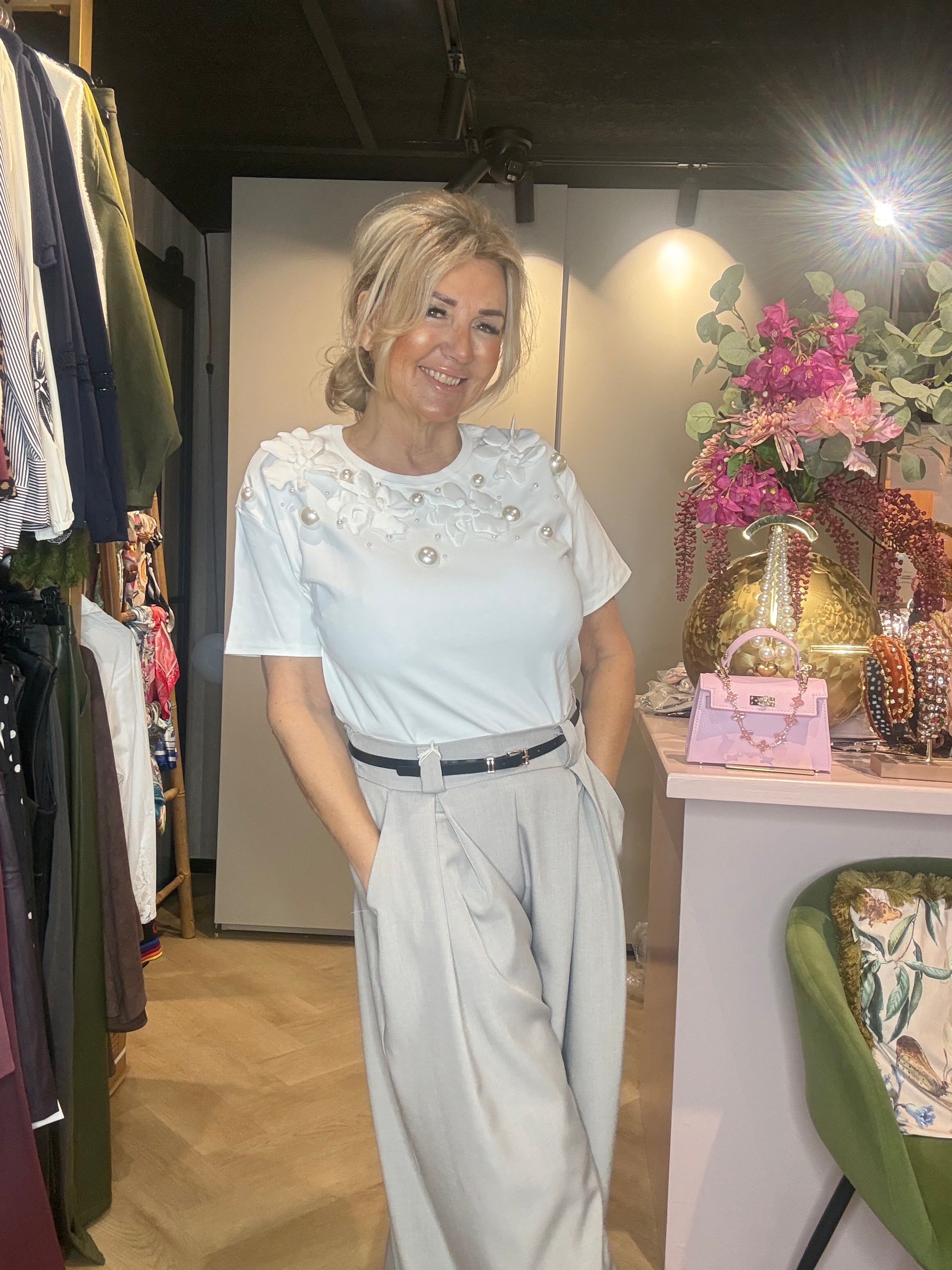 T shirt wit Flower Pearl